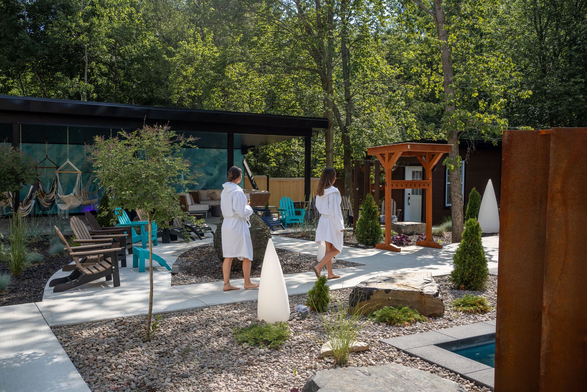 Vue sur deux clientes au spa Pür Détente et Spa à Sorel-Tracy